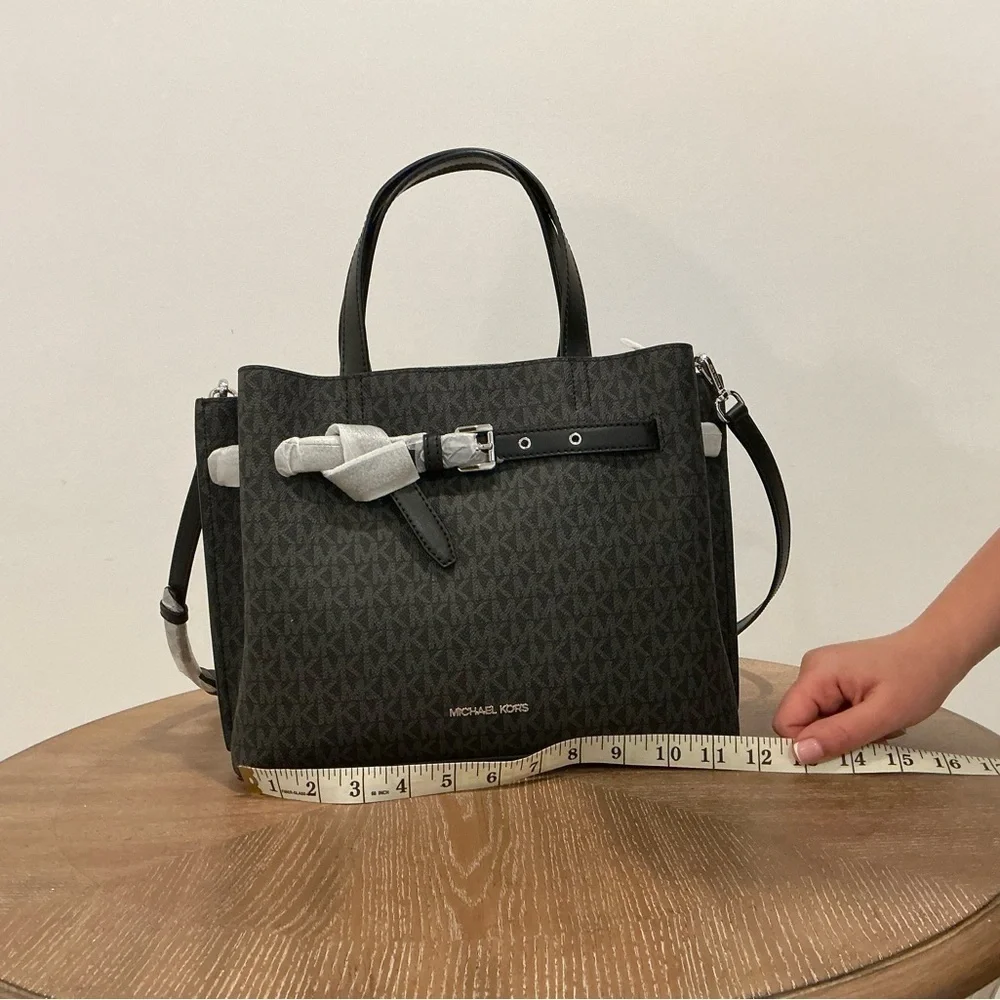 MICHAEL MICHAEL KORS Emilia Medium Signature Logo Satchel. NEW